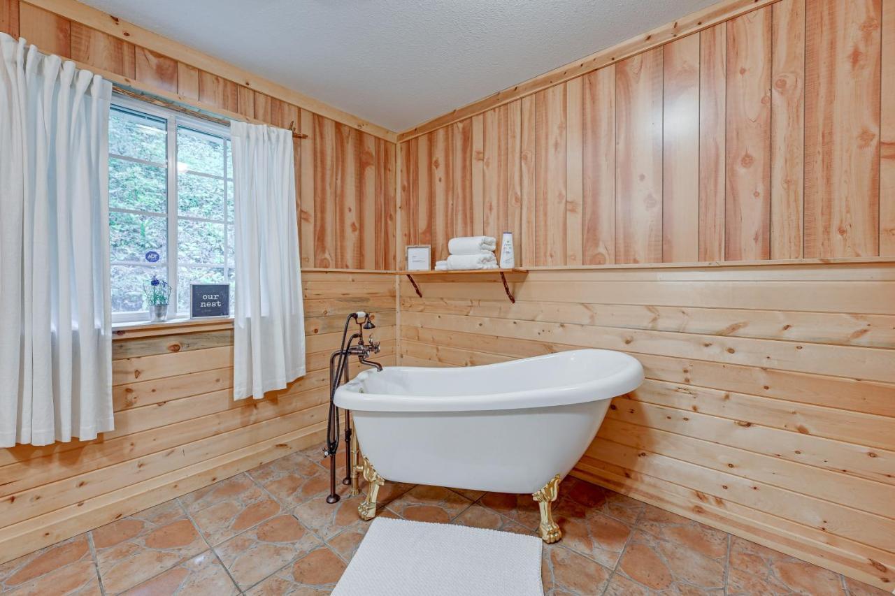 Smoky Mountain Cabin With Camping Area And Fire Pit! Whittier Eksteriør billede