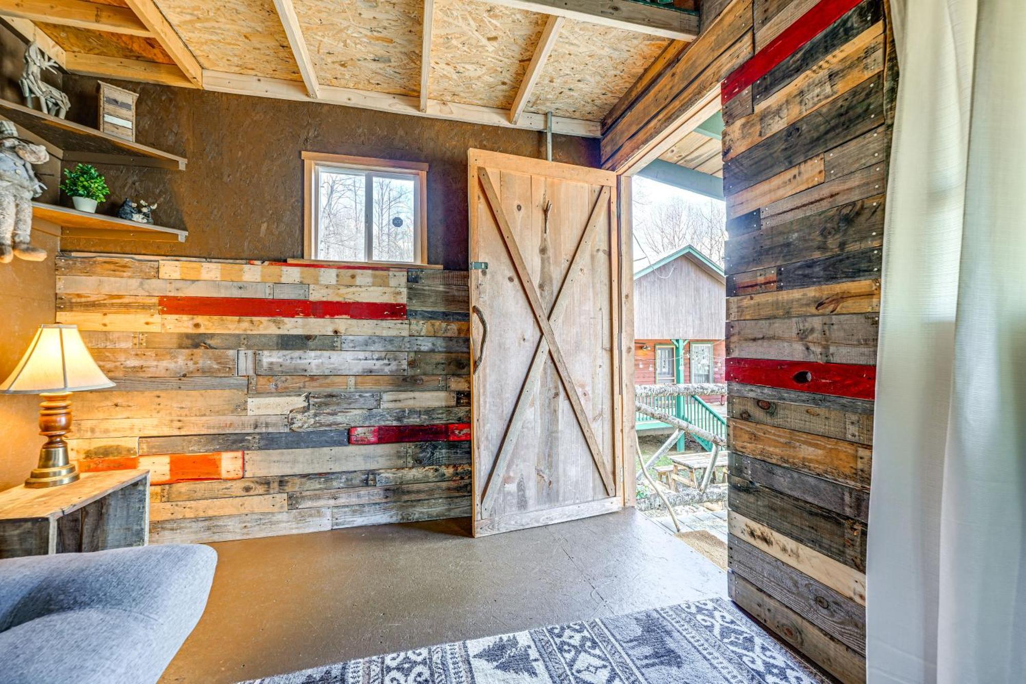 Smoky Mountain Cabin With Camping Area And Fire Pit! Whittier Eksteriør billede